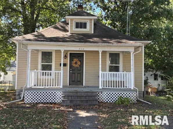 410 Sumner St, Carlinville, IL 62626