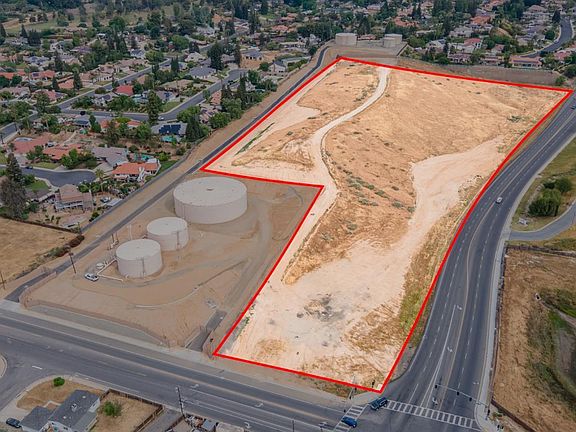 2nd image of 3000 Fairfax Rd