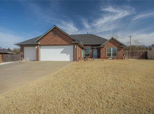 21145 SE 37th St, Harrah, OK 73045