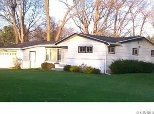 160 Willowcrest Dr, Rochester, NY 14618