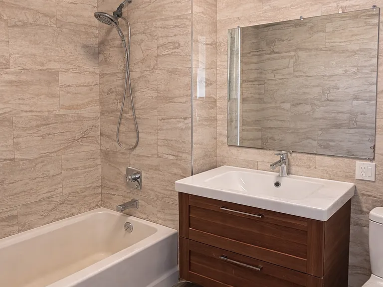 407 Ocean View Ave #1 — Photo 5
