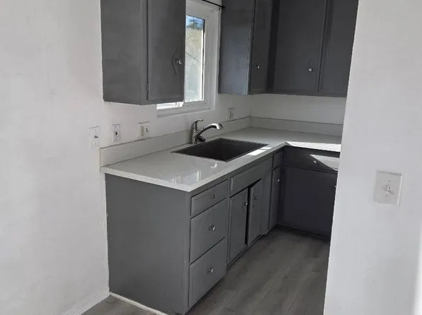 1265 W Devonshire Ave, Hemet, CA 92543