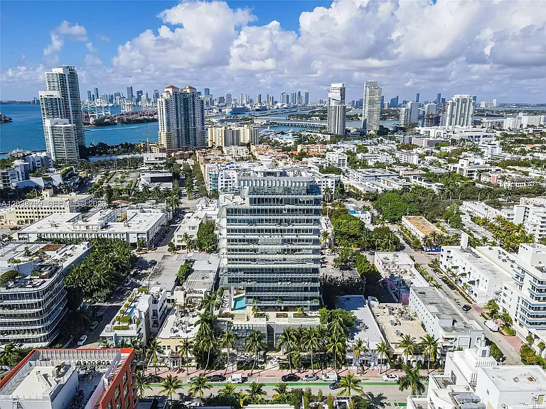 120 Ocean Dr #700 — Photo 35