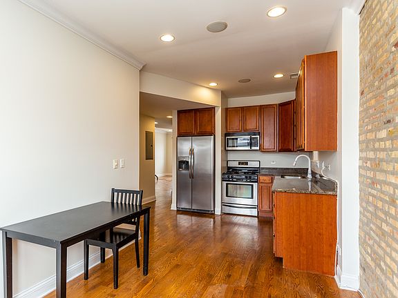 4th image of 6150 N Ravenswood Ave #3