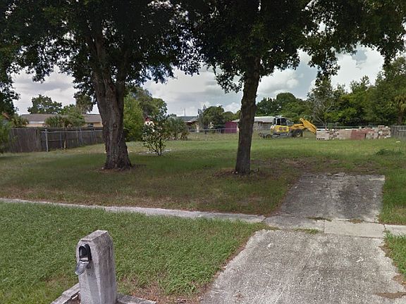 2nd image of 2062 Dardanelle Dr