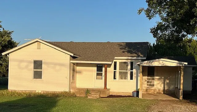 2 bed, 1056 sqft, $1,560 — Photo 2