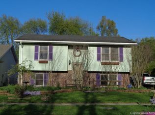 2016 Skipton Rd, Springfield, IL 62702