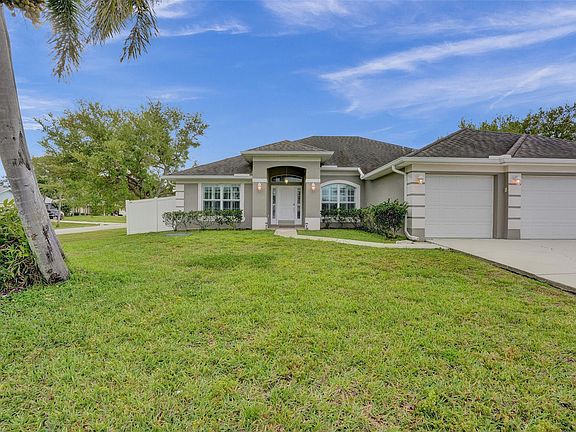 2nd image of 480 SE Jupiter Terrace