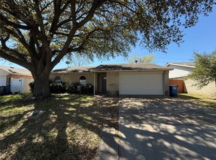 5816 Maple Ln, Rowlett, TX 75089