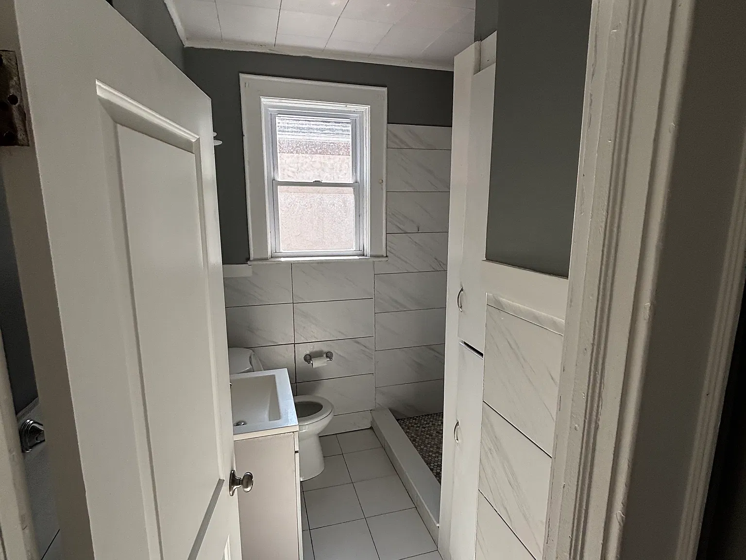 2 bed, $1,800 — Photo 2