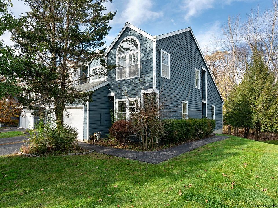118 Pinebrook, Hyde Park, NY 12538 Zillow