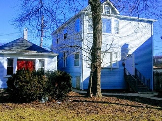 1st image of 5956 W Walton St