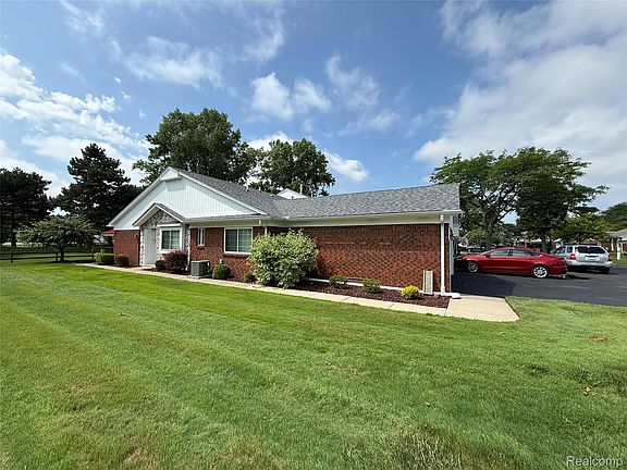 3rd image of 730 Country Club Dr #36