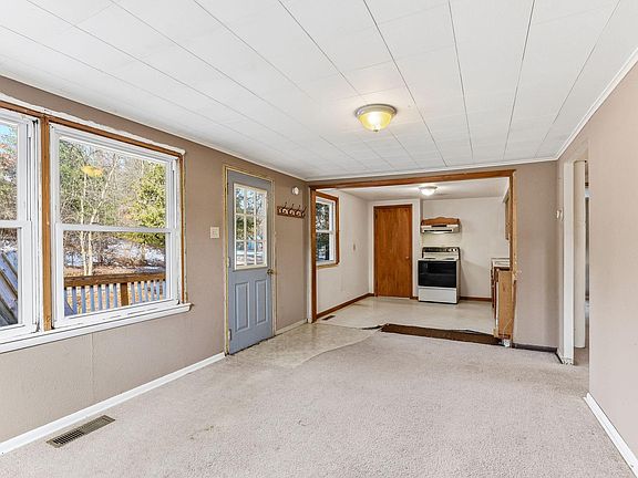 3rd image of 25421 167th St NW