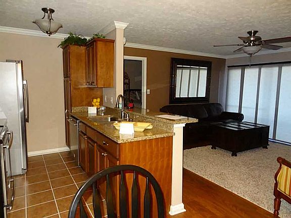3rd image of 4331 Village Parkway Cir W APT 3