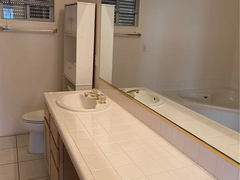 7004 Rotunda Ct — Photo 11