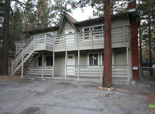 222 Maple Ln, Sugarloaf, CA 92386