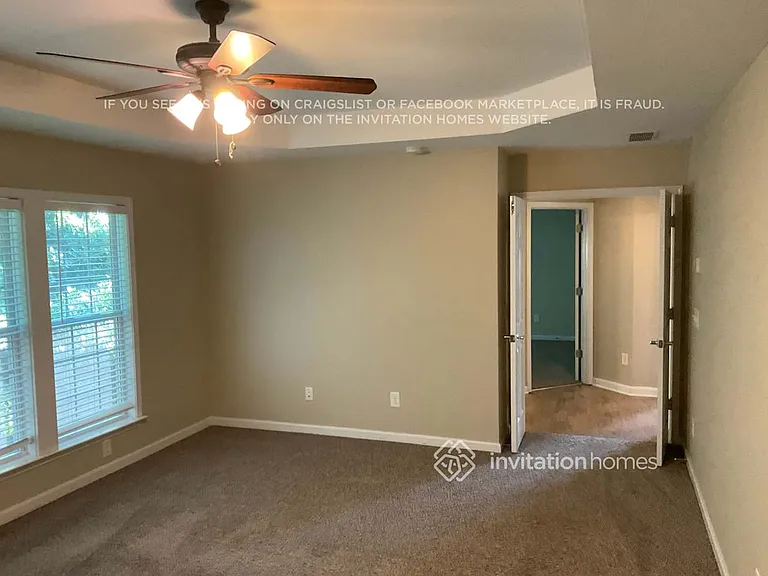 160 Edgewater Trl — Photo 11