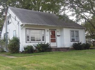323 E Main Cross St, Palmyra, MO 63461