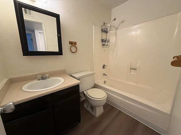 5th image of 5910 W Golden Ln