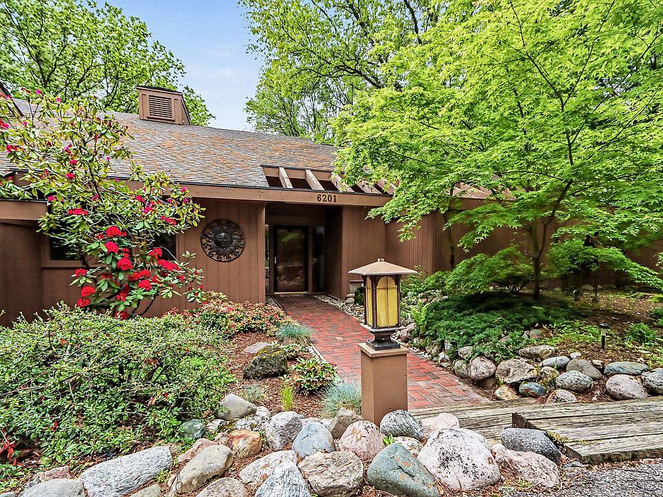 1st image of 6201 Horizon Heights Dr
