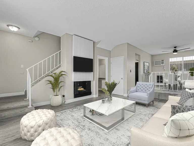 Racquet Club Apartments — Photo 10