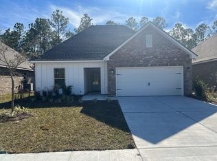 29 Apollo Ave W, Freeport, FL 32439