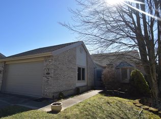9118 S Front 9 Dr, Bloomington, IN 47401