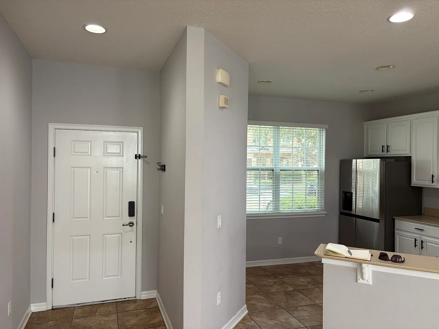 3 bed, 1545 sqft, $2,500 — Photo 2