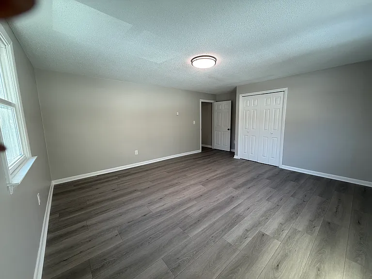 735 Stafford Rd #B — Photo 9