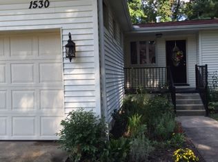 1530 Hampton Rd, Charleston, WV 25314