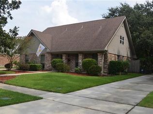 3880 Mimosa Dr, New Orleans, LA 70131