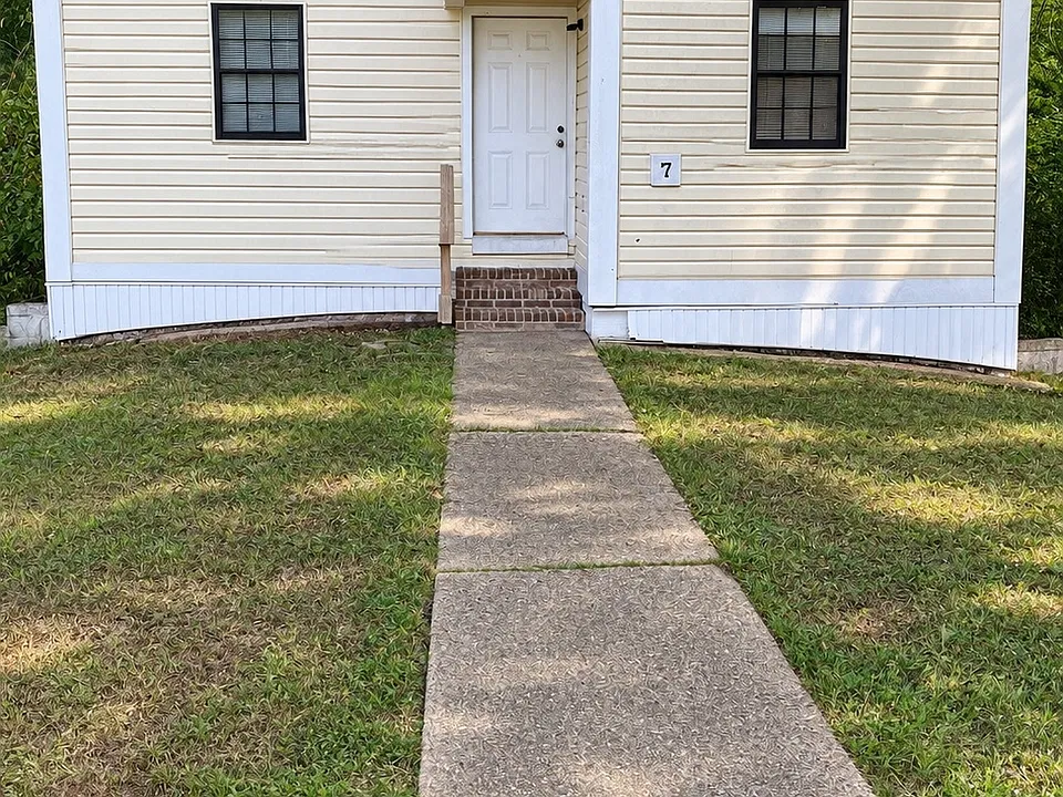 7 Carriage Pl