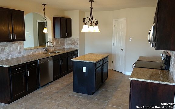 3rd image of 2631 WHITE WING WAY