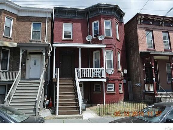 3rd image of 86 Benkard Ave