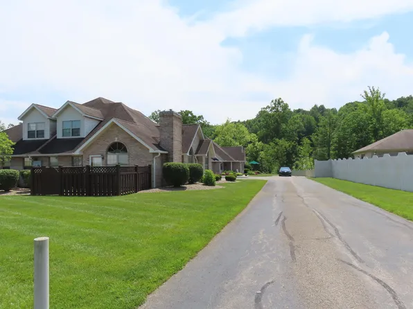 519 Village Dr, Morehead, KY 40351