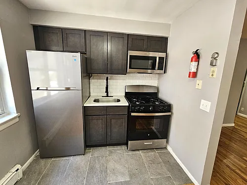 26 Stiles St Photo 1