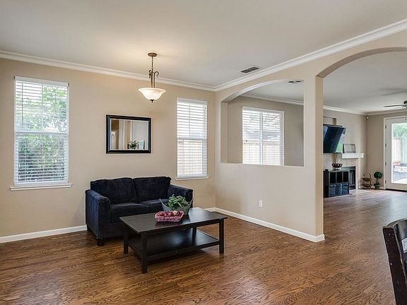 4th image of 7816 Abbington Way