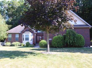 2900 Sanderling Ave, Valparaiso, IN 46383