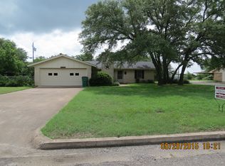 417 Jones St, Hamilton, TX 76531