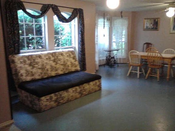 5th image of 813 Heatherwood Dr
