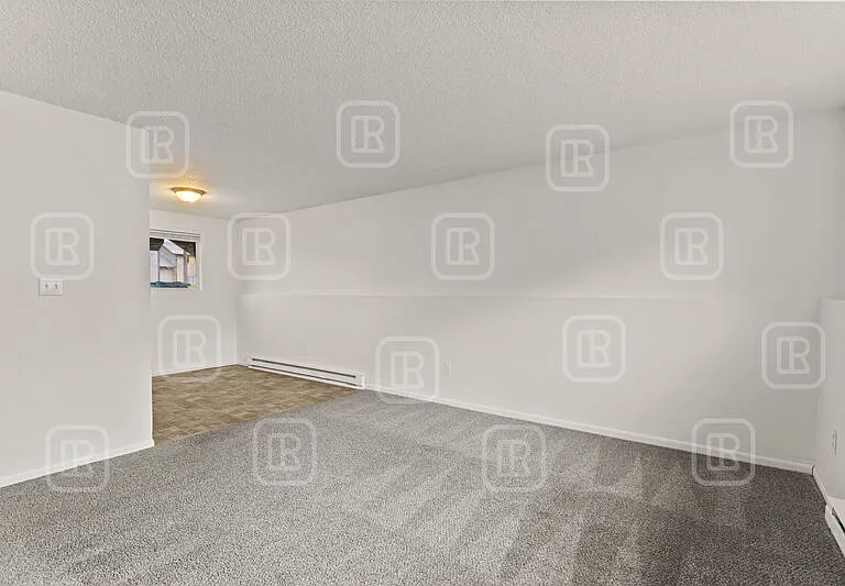 10505 E Mission Ave — Photo 5