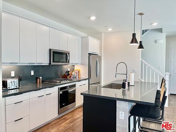 5th image of 27482 Boulderview Way