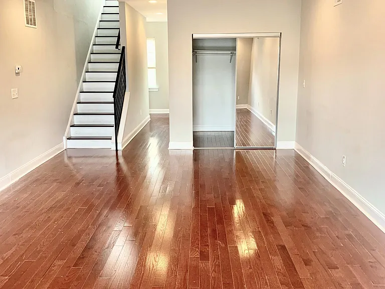 Master bedroom (Third floor)