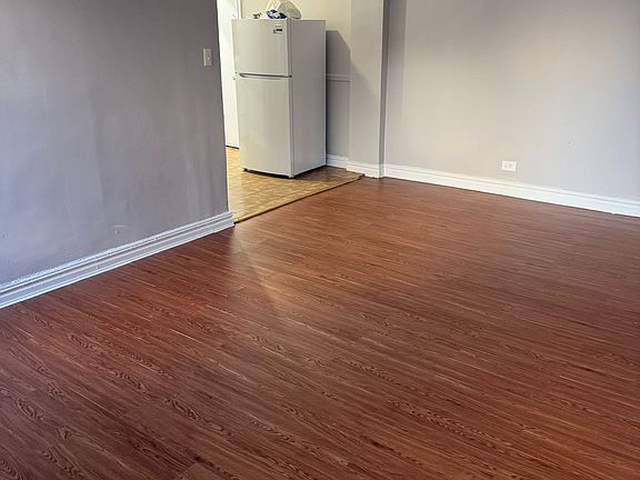 4th image of 21 E 21st St APT 4D