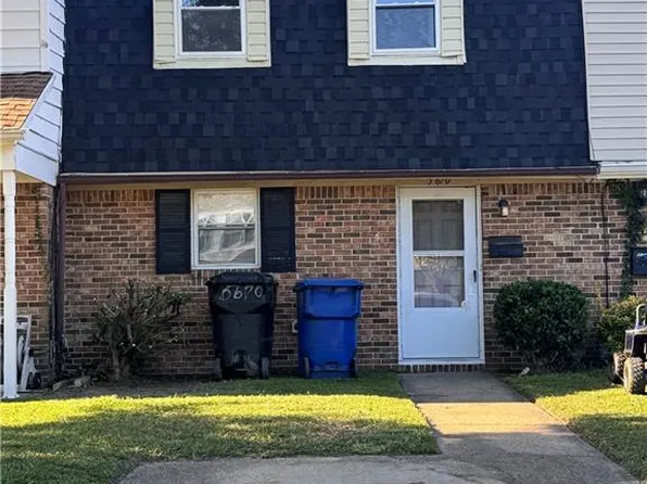 5670 Caxton Ct, Virginia Beach, VA 23462
