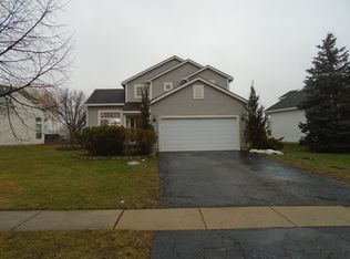 360 Sundance Dr, Bartlett, IL 60103