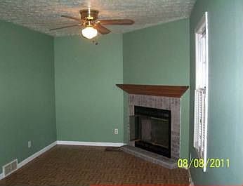 5th image of 331 Stratford Ave