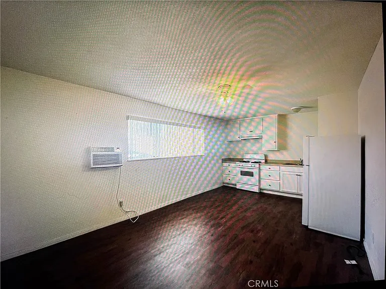 10960 Campus St #7 — Photo 4