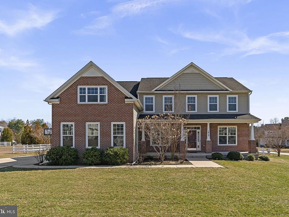 1st image of 1413 Della Way